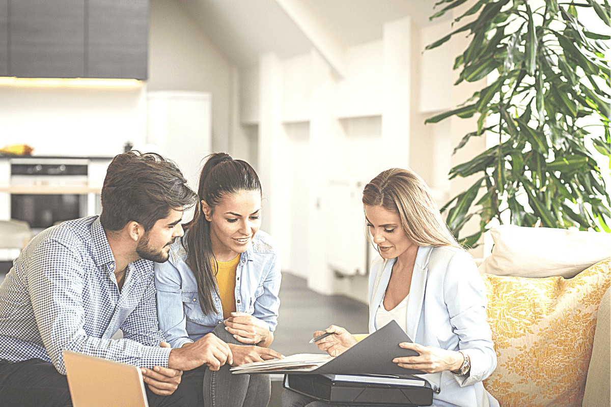 How to Find the Right Real Estate Agent to Buy Your First Home